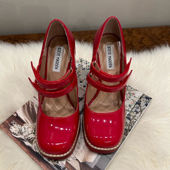 Steve Madden fun red heels!! - Picture 4 of 4